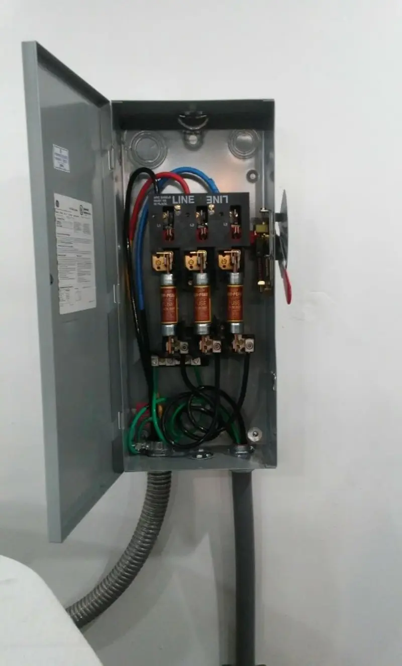 Three-phase disconnect switch installed for Electrical Wiring & Rewiring in Hutchins